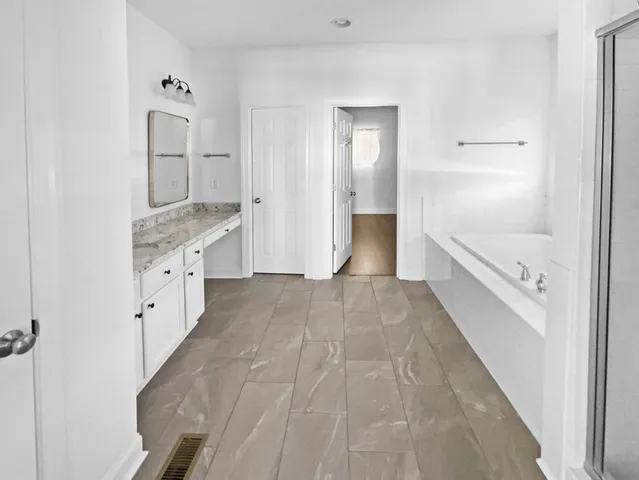 $880,000 | 986 State Rd S-10-1075, Awendaw, SC 29429