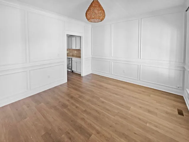 $880,000 | 986 State Rd S-10-1075, Awendaw, SC 29429