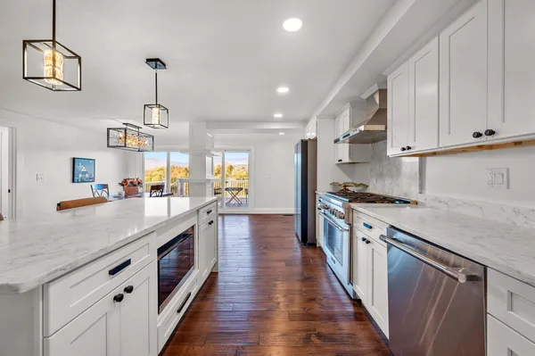 $1,099,000 | 1091 Pucker Street, Stowe, VT 05672