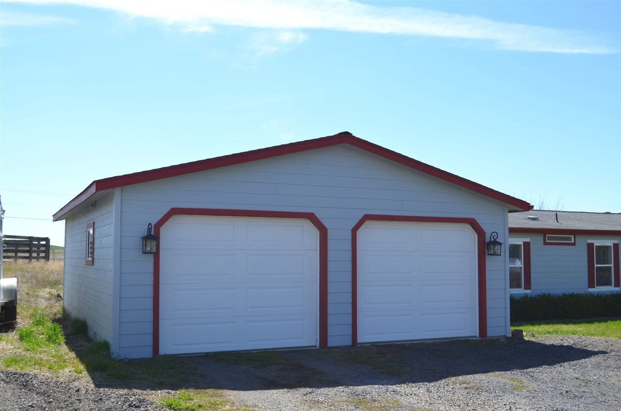 16820 South Dover Road Cheney, WA 99004 - Photo 3 of 20