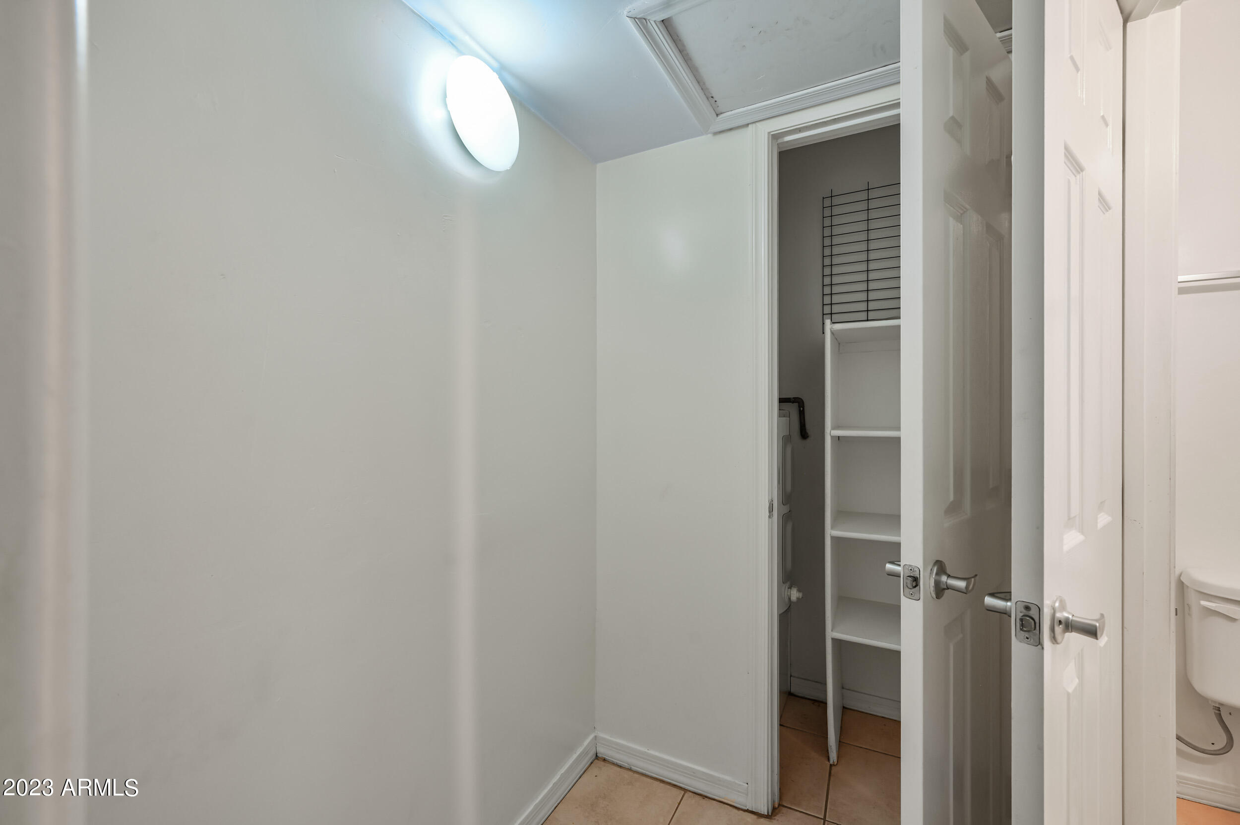 841 North 6th Avenue, Unit 9 Phoenix, AZ 85003 - Photo 9 of 11 ocupix-841N6THA9-9