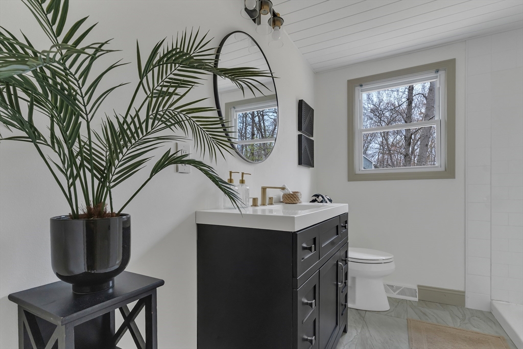 40 Brick Kiln Road North Attleboro, MA 02760 - Photo 23 of 33