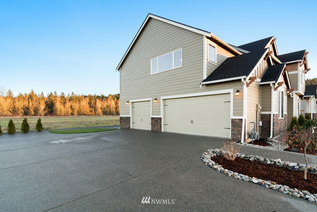 18903 Voight Meadows Road East Orting, WA 98360 - Photo 4 of 25 Gallery Image 4