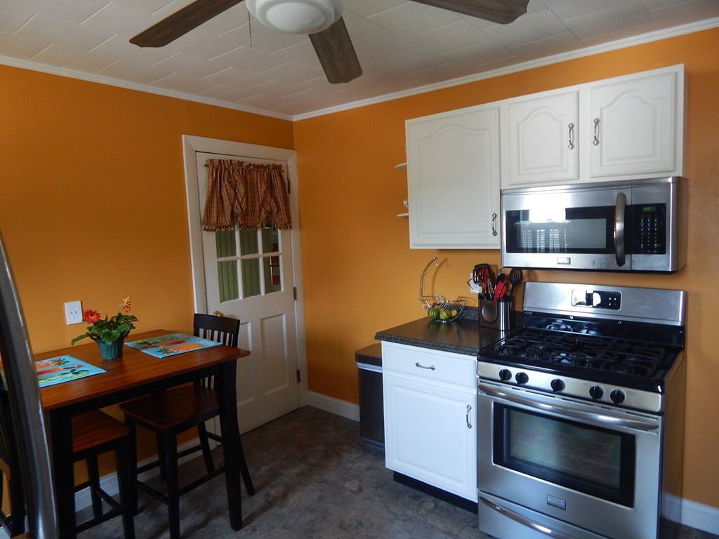 10 Ridgeway Street Quincy, MA 02170 - Photo 13 of 30 Gallery Image 13