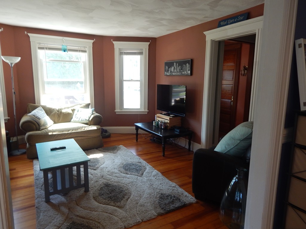 10 Ridgeway Street Quincy, MA 02170 - Photo 5 of 30 Gallery Image 5