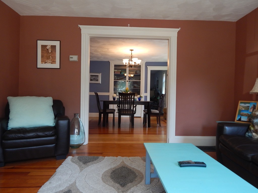 10 Ridgeway Street Quincy, MA 02170 - Photo 7 of 30 Gallery Image 7