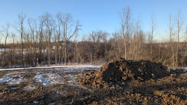 $209,900 | N51-w18600 N51-w18600 Loveland Way Drive, Unit LT85, Menomonee Falls, WI 53051