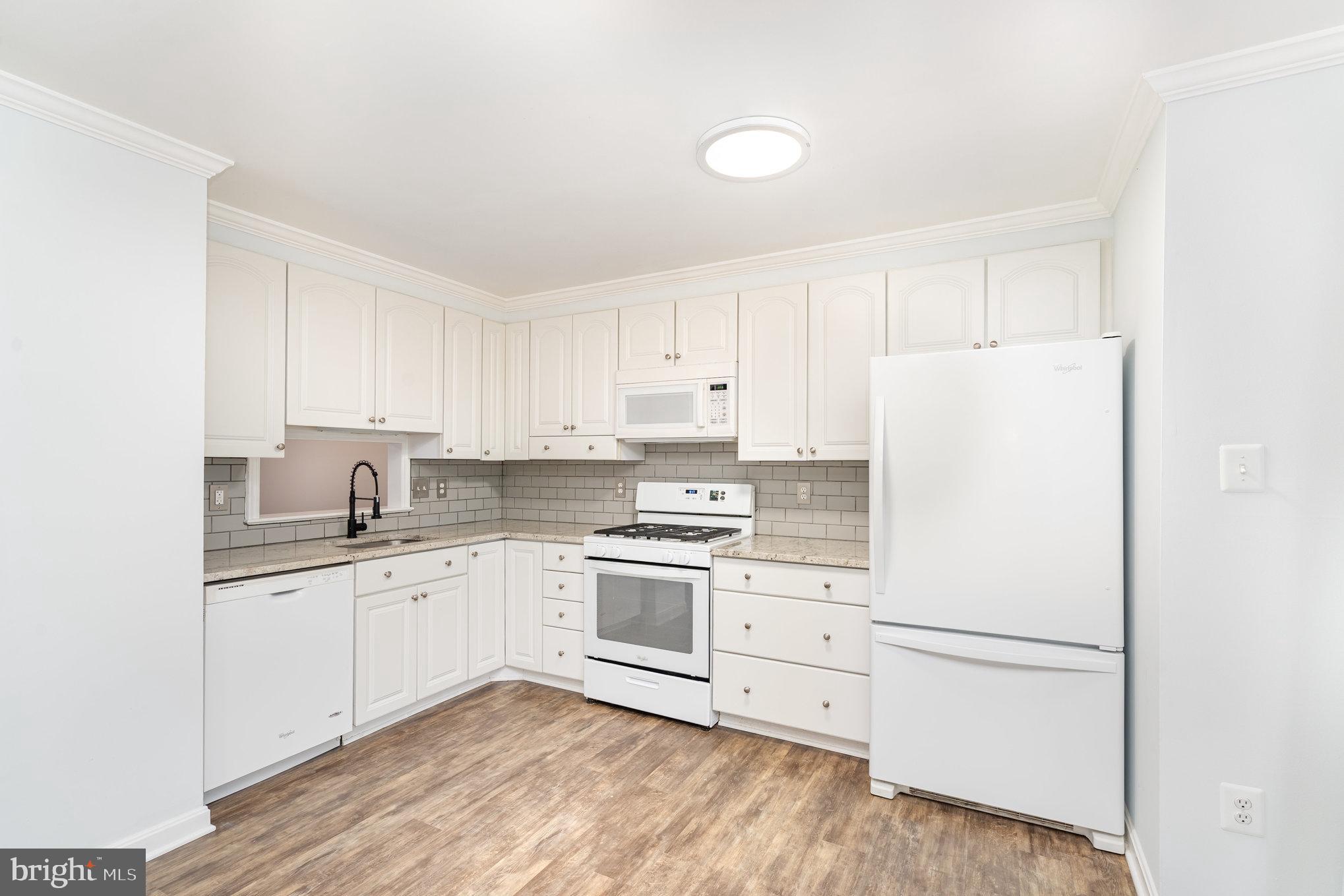 8010 Dayspring Court Springfield, VA 22153 - Photo 12 of 36 Gallery Image 12