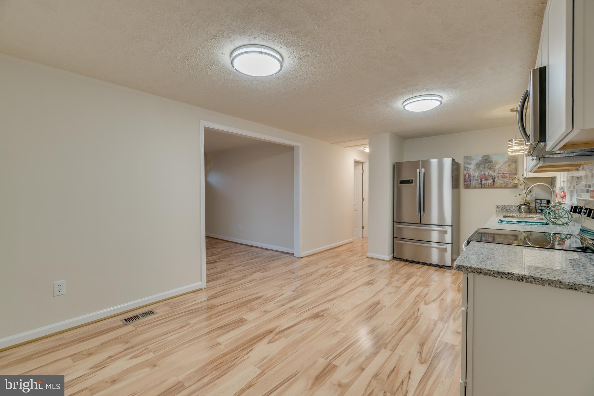 14562 Ridge Road King George, VA 22485 - Photo 6 of 16 Beautiful floors, freshly painted walls!
