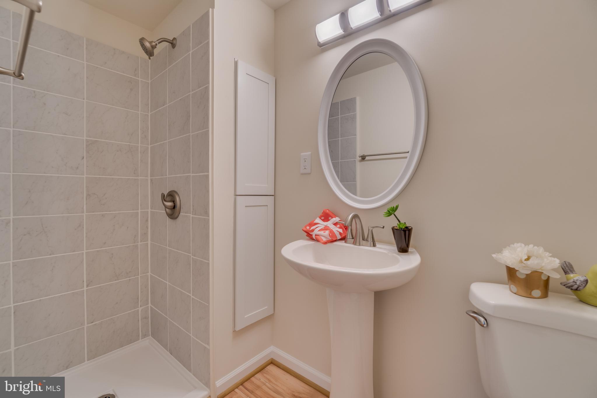 14562 Ridge Road King George, VA 22485 - Photo 9 of 16 Full Bathroom w/ shower!