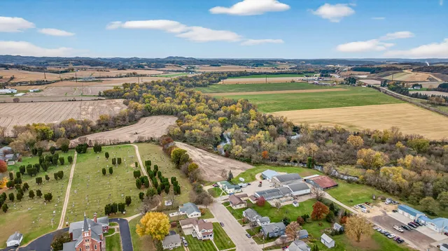 $179,900 | 517 West Broadway Street, Blair, WI 54616