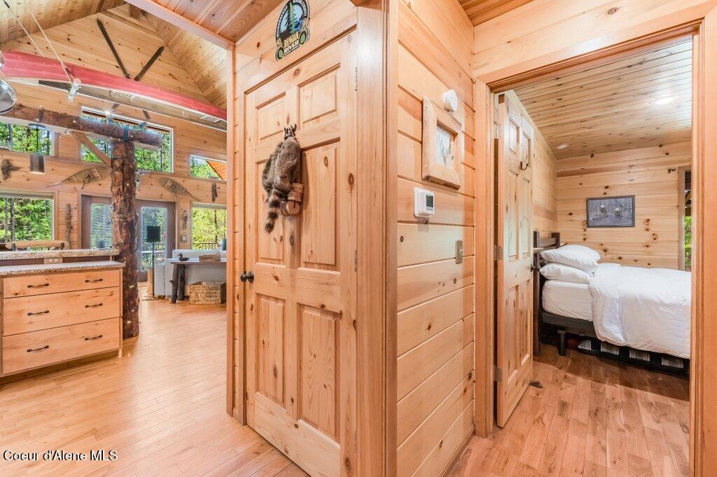 627 Gray Wolf Road Moyie Springs, ID 83845 - Photo 16 of 39 Main Floor Bedroom