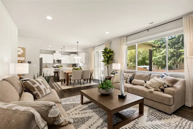 $862,230 | 26913 30th Place South, Unit 11, Kent, WA 98032