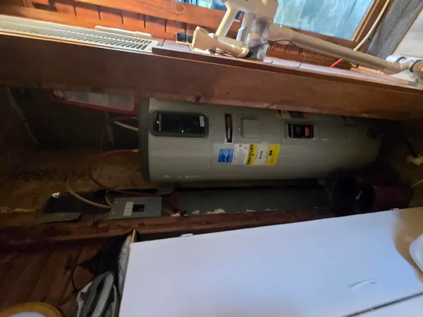 $79,900 | 224 Sewall Street, Island Falls, ME 04747