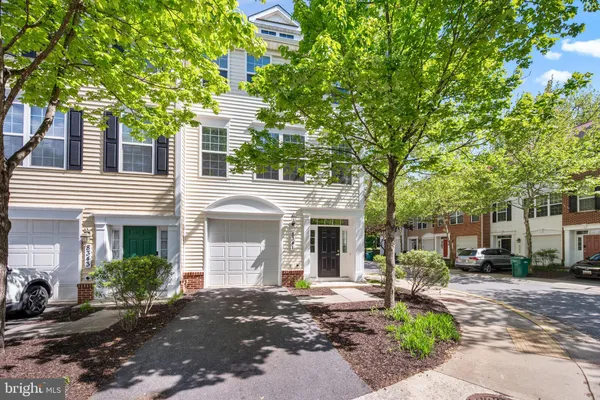 $3,700 | 8341 Broderick Circle, Gaithersburg, MD 20877