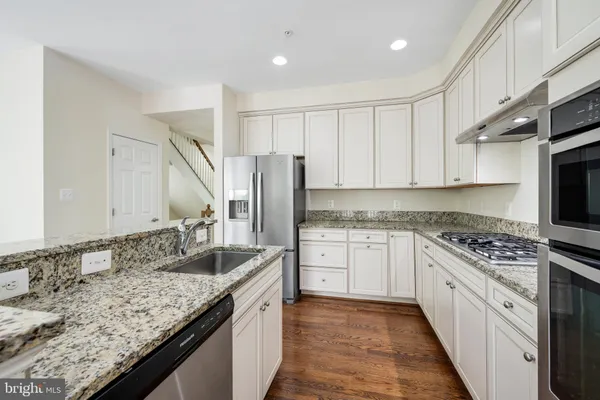 $3,700 | 8341 Broderick Circle, Gaithersburg, MD 20877