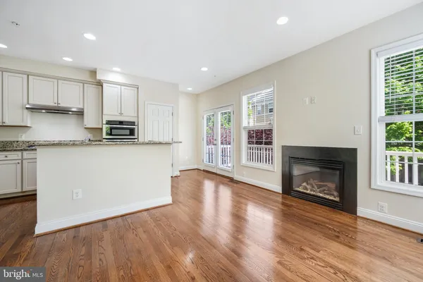 $3,700 | 8341 Broderick Circle, Gaithersburg, MD 20877