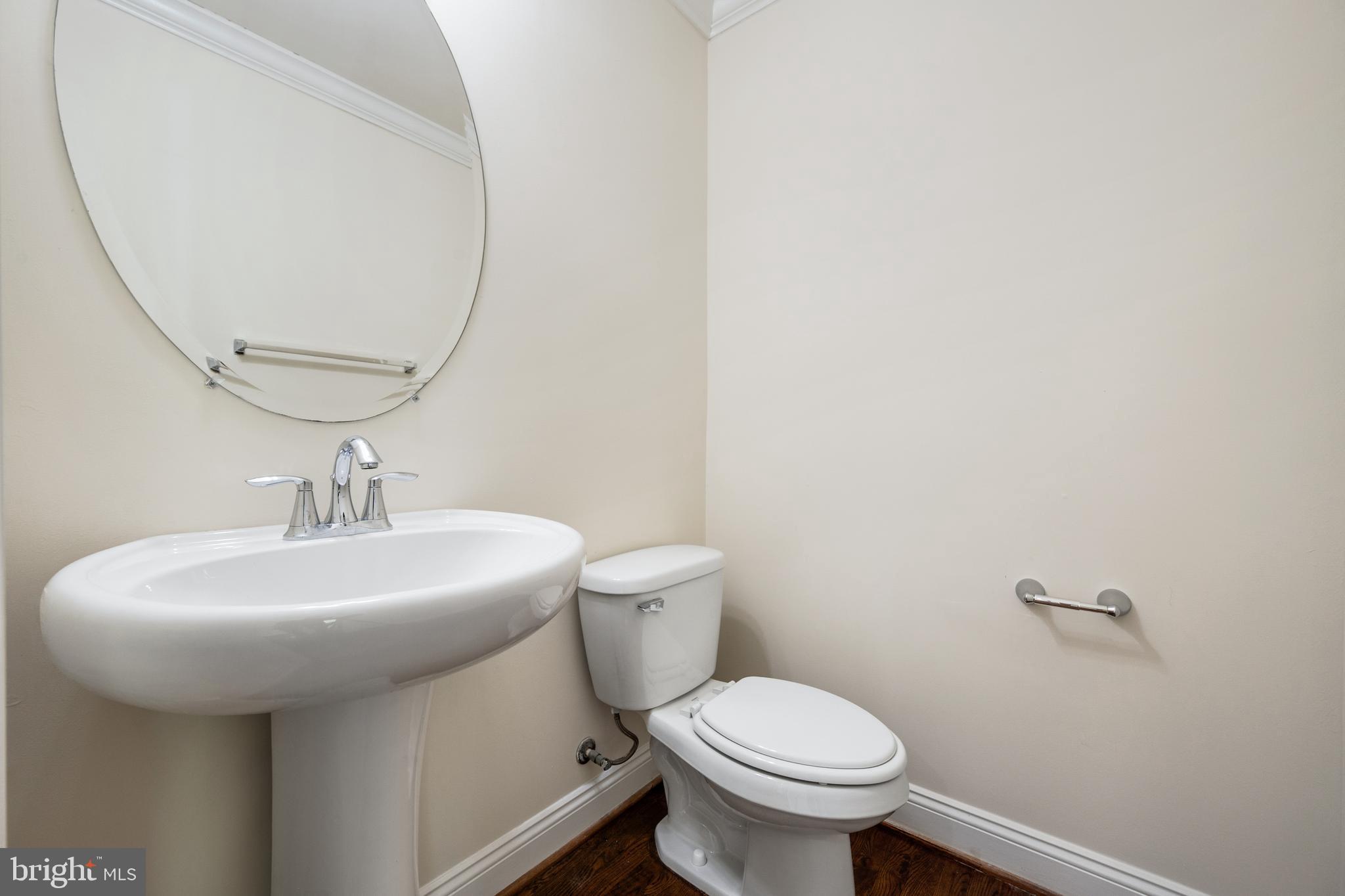 8341 Broderick Circle Gaithersburg, MD 20877 - Photo 17 of 33 Half bath