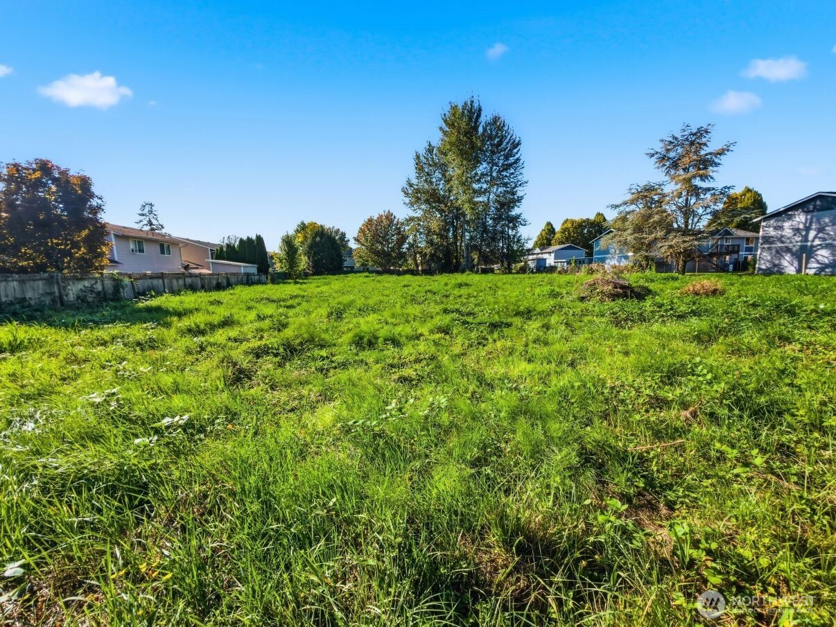 5706 Parker Road East Sumner, WA 98390 - Photo 8 of 10 Gallery Image 8