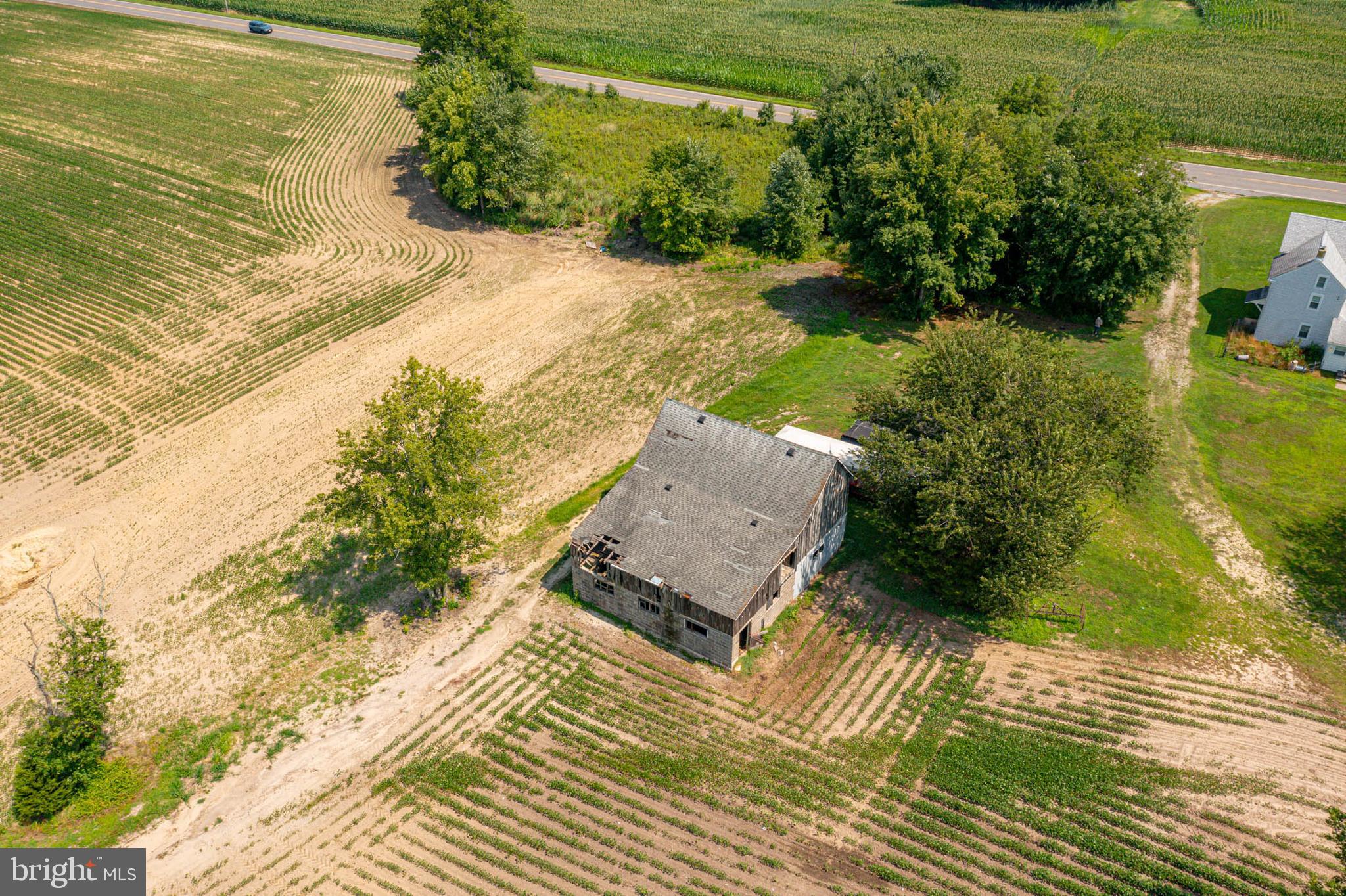 530 Penns Grove Auburn Road Penns Grove, NJ 08069 - Photo 12 of 36 a view of a lake with beach
