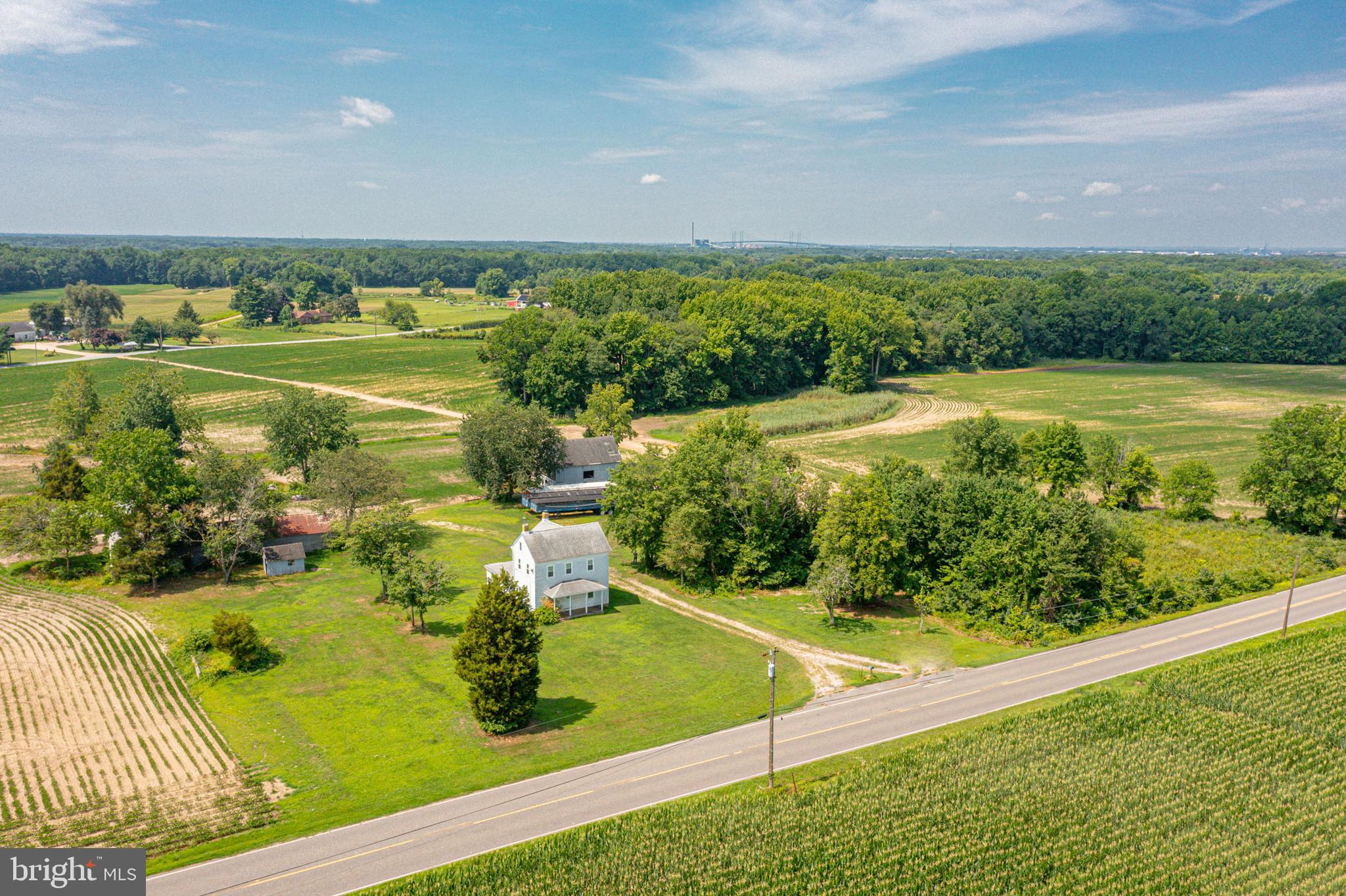 530 Penns Grove Auburn Road Penns Grove, NJ 08069 - Photo 16 of 36 a view of a swimming pool and a yard