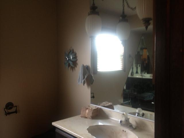 1937 Fairhaven Road Columbus, OH 43229 - Photo 21 of 24 Gallery Image 21