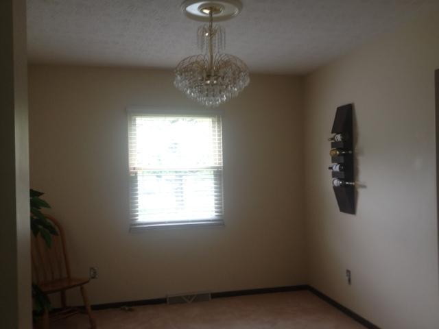 1937 Fairhaven Road Columbus, OH 43229 - Photo 8 of 24 Gallery Image 8
