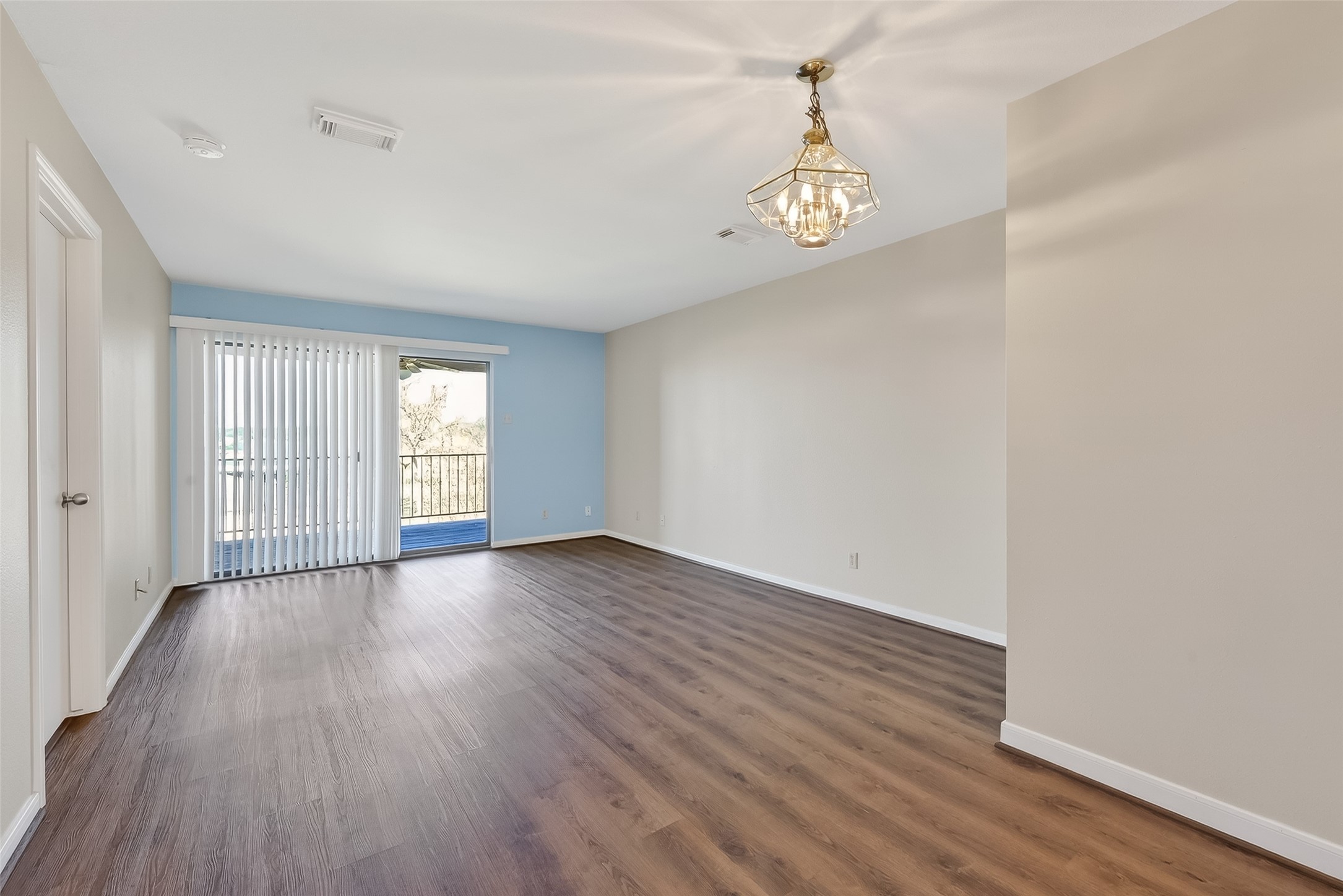 209 Lakeview Terrace, Unit D Conroe, TX 77356 - Photo 17 of 33