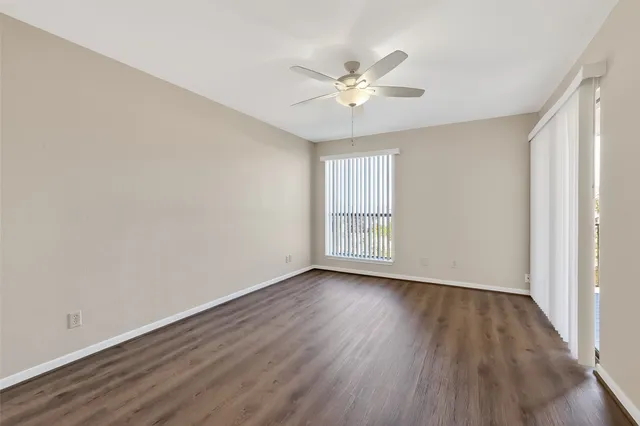 $215,000 | 209 Lakeview Terrace, Unit D, Conroe, TX 77356