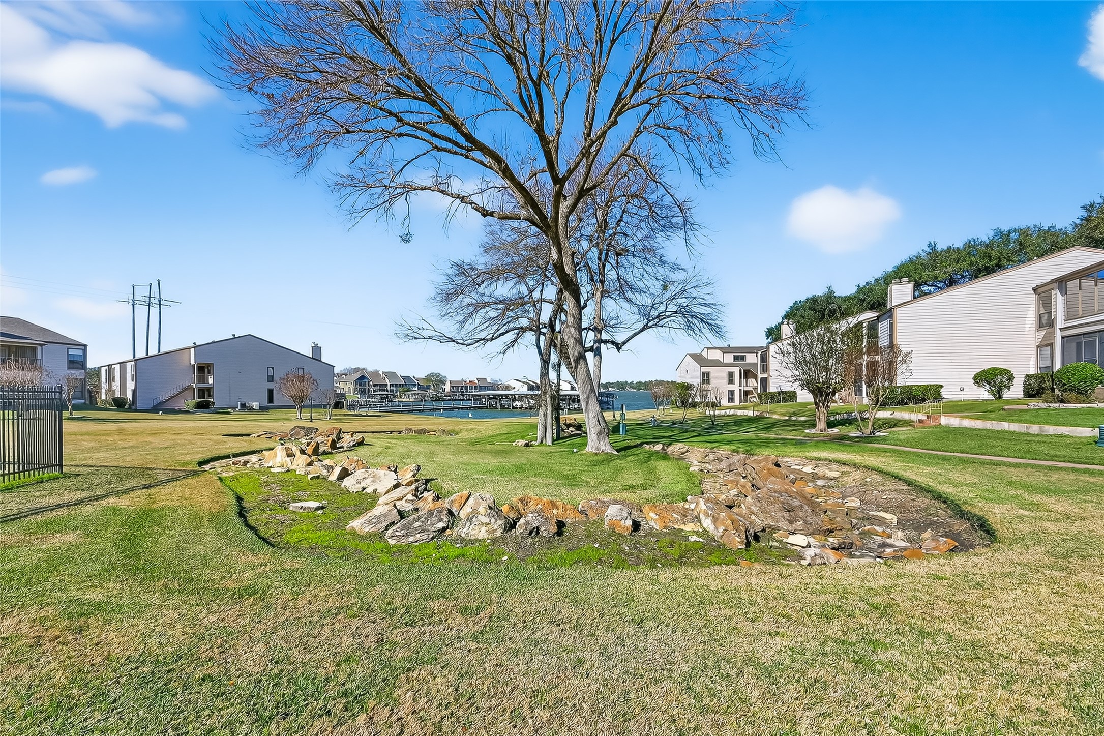 209 Lakeview Terrace, Unit D Conroe, TX 77356 - Photo 32 of 33