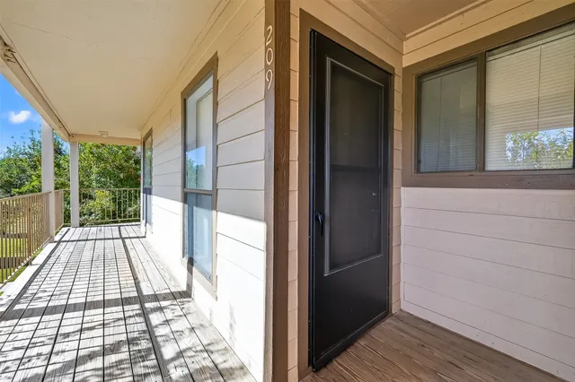 $215,000 | 209 Lakeview Terrace, Unit D, Conroe, TX 77356