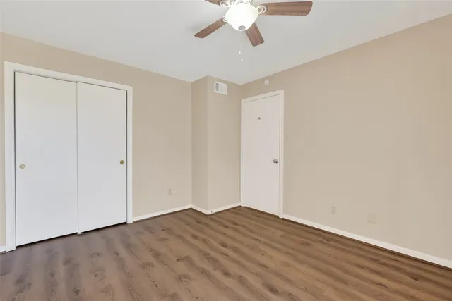 $215,000 | 209 Lakeview Terrace, Unit D, Conroe, TX 77356