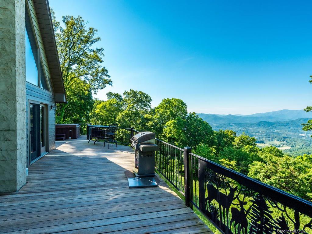 30 Hawk Holler Trail Clyde, NC 28721 - Photo 2 of 44 Gallery Image 2