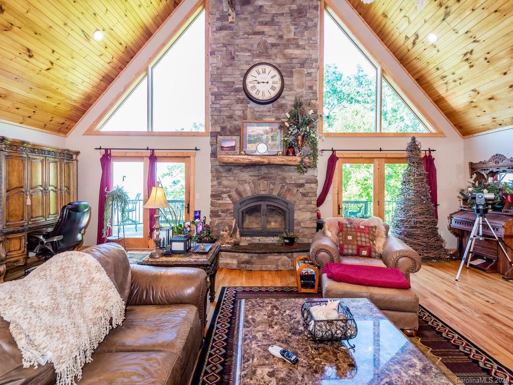 30 Hawk Holler Trail Clyde, NC 28721 - Photo 7 of 44 Gallery Image 7