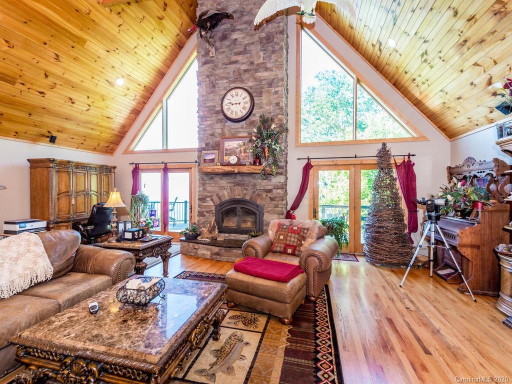 30 Hawk Holler Trail Clyde, NC 28721 - Photo 8 of 44 Gallery Image 8