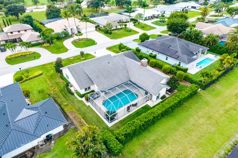 $925,000 | 420 Muirfield Drive, Atlantis, FL 33462