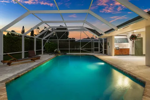 $925,000 | 420 Muirfield Drive, Atlantis, FL 33462