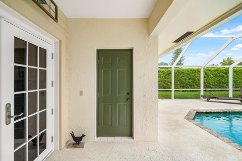 $925,000 | 420 Muirfield Drive, Atlantis, FL 33462