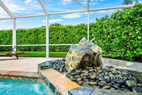 $925,000 | 420 Muirfield Drive, Atlantis, FL 33462