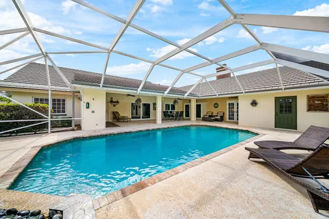 $925,000 | 420 Muirfield Drive, Atlantis, FL 33462