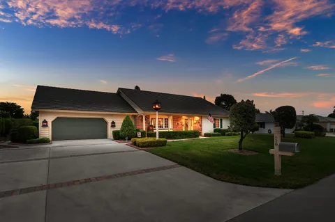 $925,000 | 420 Muirfield Drive, Atlantis, FL 33462