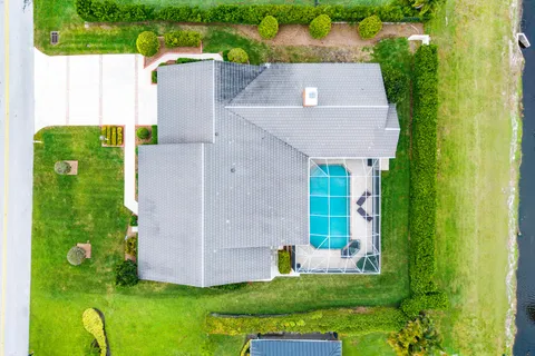 $925,000 | 420 Muirfield Drive, Atlantis, FL 33462