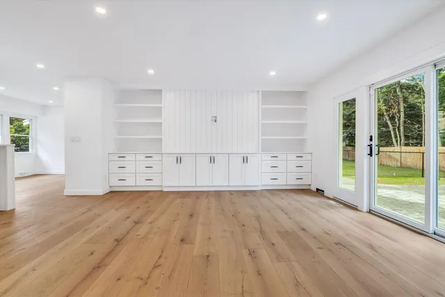 a view of empty room