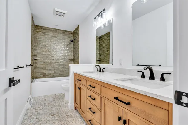 $1,300,000 | 40 Sachem Drive, Centerville, MA 02632