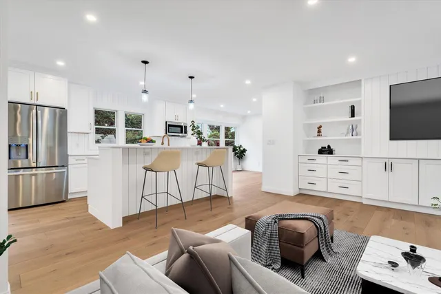 $1,300,000 | 40 Sachem Drive, Centerville, MA 02632