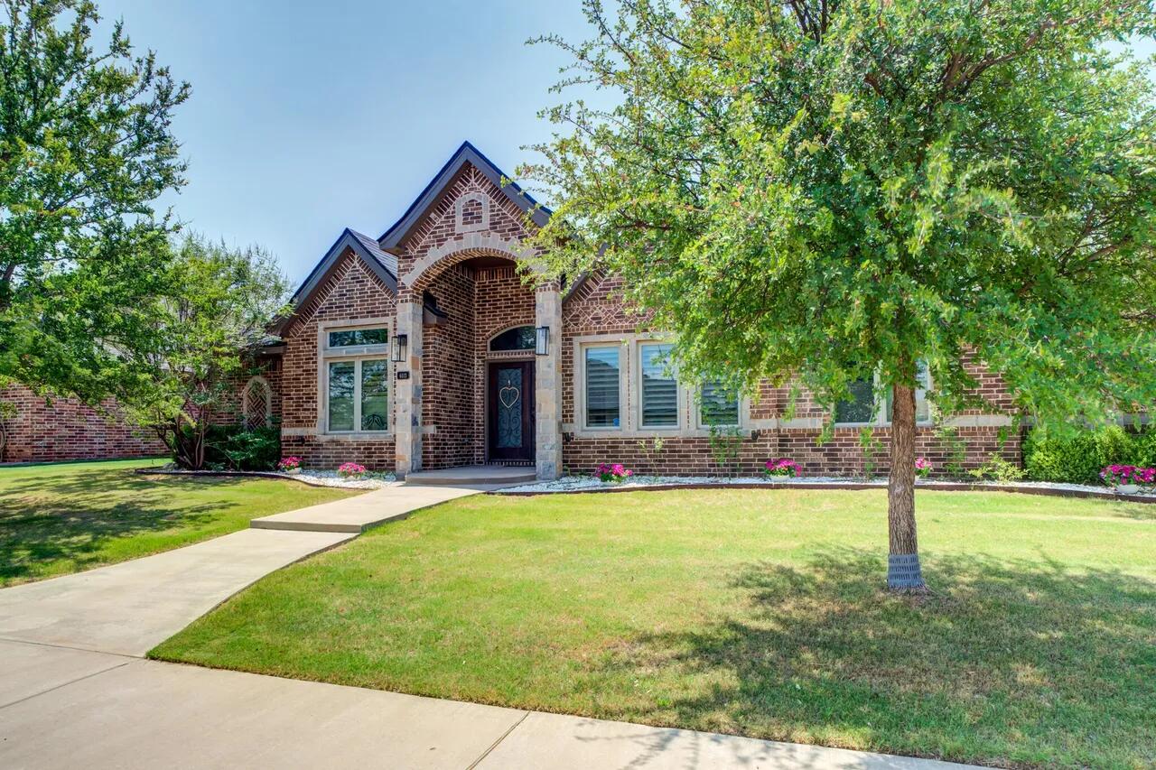 6113 74th Street Lubbock, TX 79424 - Photo 3 of 53 d780a7088c206be5f65194cef63e5fc3l-m39529