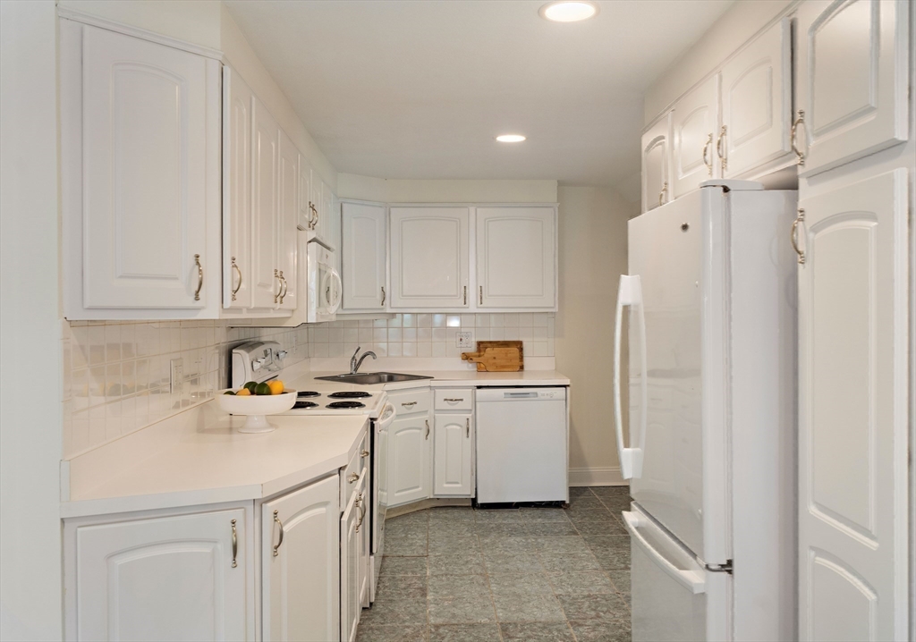 7-9 Ridge Street Winchester, MA 01890 - Photo 8 of 39