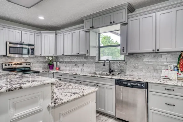 $779,500 | 30.0124 Acres Dutton Lane, Madisonville, TX 77864