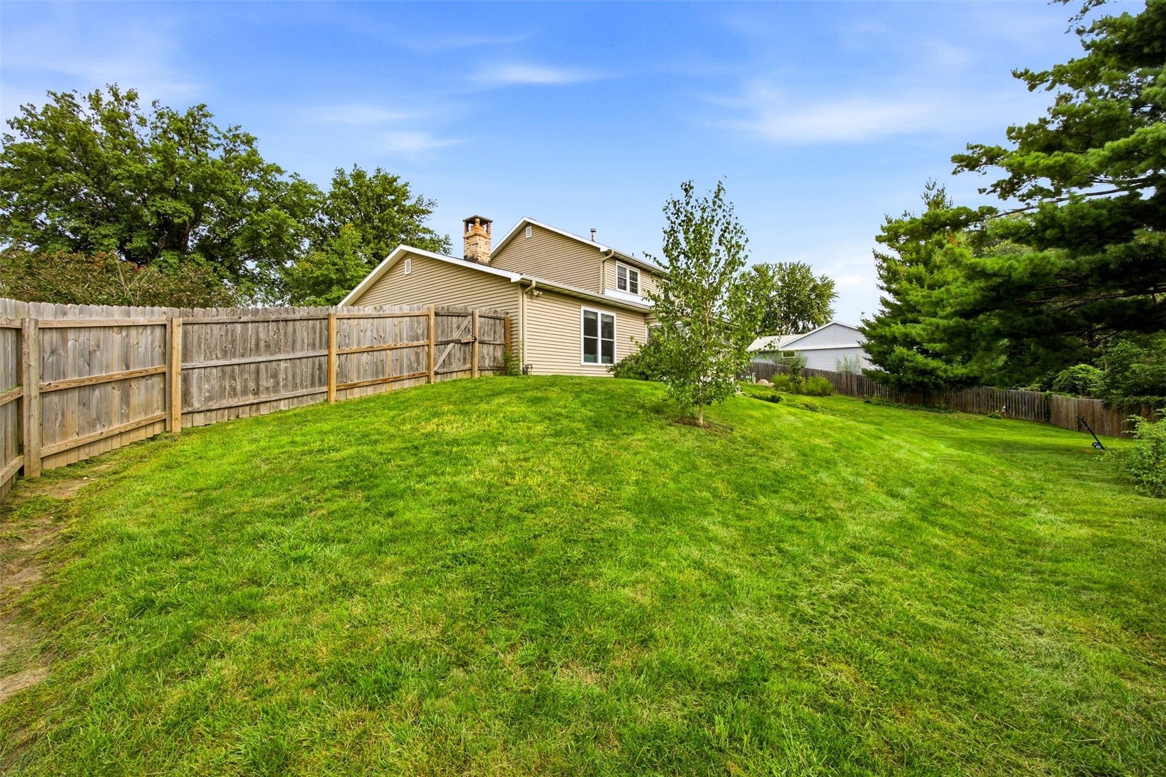 3200 Blue Ridge Drive Northeast Cedar Rapids, IA 52402 - Photo 25 of 29 Gallery Image 25