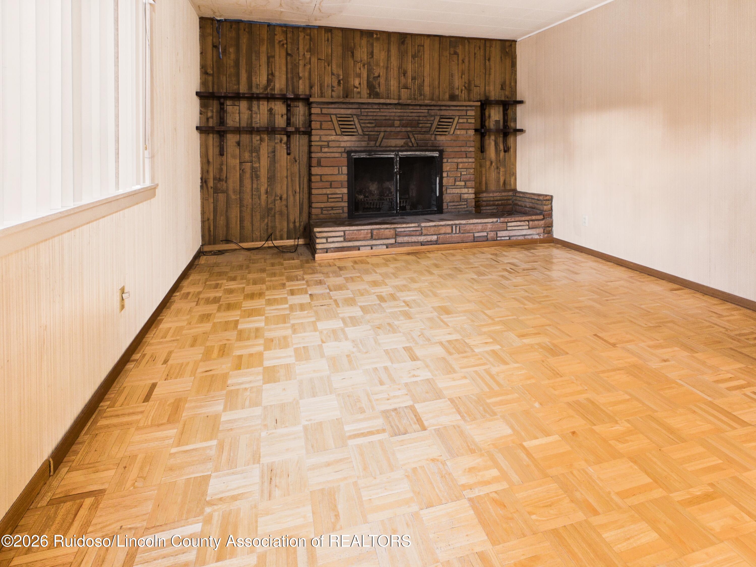 205 Grove Drive Ruidoso, NM 88345 - Photo 5 of 21 Gallery Image 5